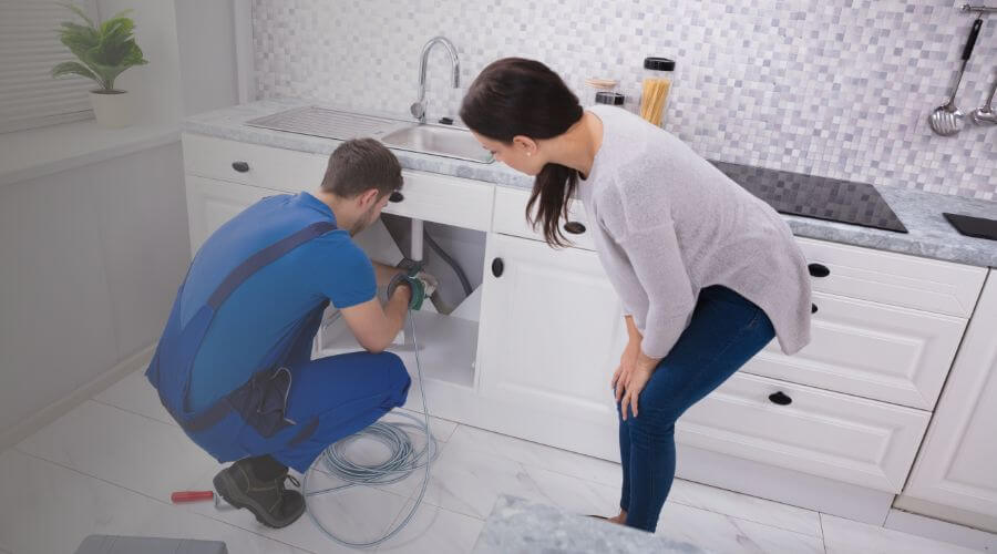Expert burst pipe repair services in Tamms, IL
